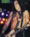 NIKKISIXX